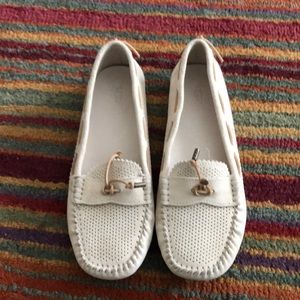 NWT UGG moccasins